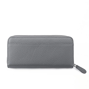 Detail of grey lychee leather wallet featuring fine stitching and silver metal zipper