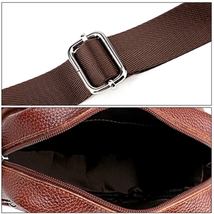 Détails du cuir marron à grain de litchi avec bandoulière en tissu réglable et boucle