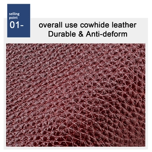 Détail macro du cuir de vachette bordeaux avec texture de grain de litchi durable
