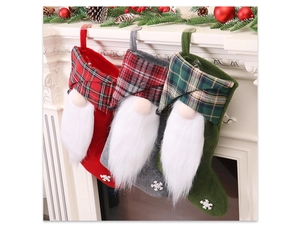 Lot de 3 chaussettes de Noël avec gnomes et motifs à carreaux suspendus à la cheminée
