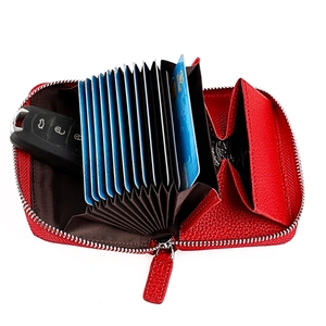 Portafoglio a fisarmonica in pelle rossa RFID con slot multipli e tasca portamonete zip