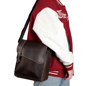 Vintage Leather Men Crossbody Bag Retro Genuine Cowhide Messenger Bag With RFID Protection For Business Travel