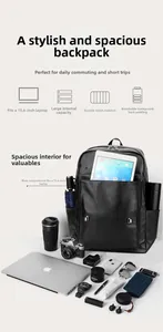 Layout interno dello zaino nero con spazio per laptop da 15,6 pollici e tablet iPad