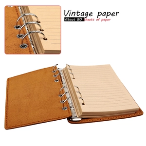 Détail du carnet en cuir vintage avec reliure à 6 anneaux et 80 feuilles lignées