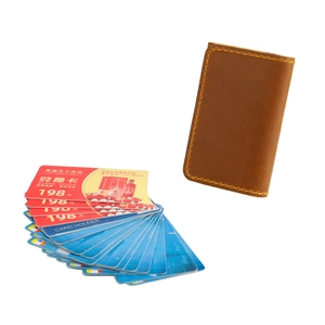 Porte-cartes vintage en cuir crazy horse marron avec fentes multiples