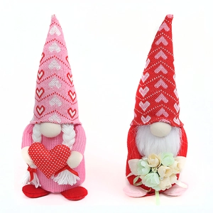 Lot de nains de la Saint-Valentin en peluche avec chapeaux à motifs de cœurs rouges