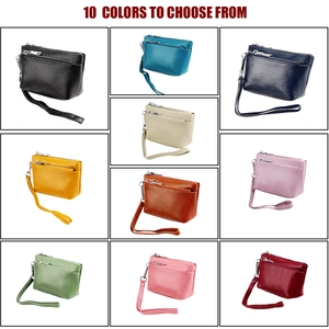 Vue détaillée de 10 couleurs différentes pour le porte-monnaie en cuir à fermeture éclair