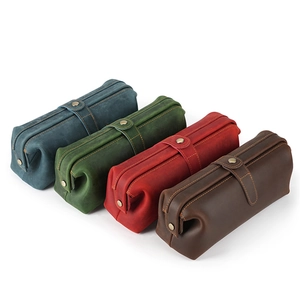 Large capacity vintage crazy horse leather toiletry bags in four retro colors with metal clasp