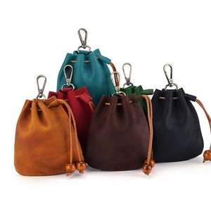 Porte-monnaie Artisanal En Cuir Crazy Horse Avec Cordon De Serrage Crochet Métallique Et Perles En Bois Sac À Clés Rétro