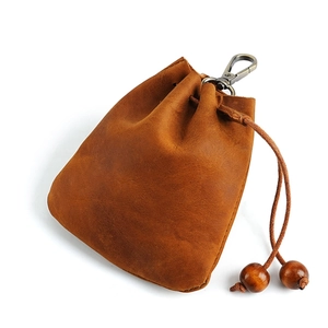 Porte-monnaie fait main en cuir crazy horse avec cordon et mousqueton vintage