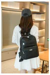 Sac à dos femme en cuir PU grainé avec fermetures éclair argentées et grande capacité