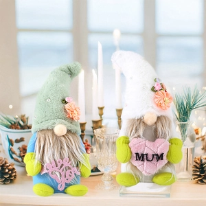 Mother's Day gnome dolls set with Mum heart and Love You sign for home decoration