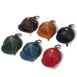 Mini portamonete in pelle a forma di cappello in sei colori con zip e moschettone