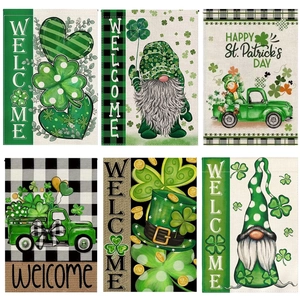 Lot de six drapeaux de jardin St. Patrick avec trèfles, nains et motifs de camions
