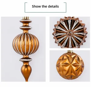 Gros plan de boules de Noël bronze avec paillettes argentées et textures géométriques
