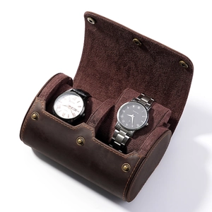 Vintage Uhrenrolle aus Crazy-Horse-Leder mit zwei Schlitzen und Bronzeknopfverschluss