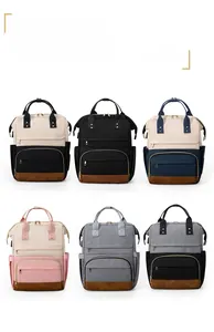 Vue détaillée présentant six variantes de couleurs pour ce sac à dos d'ordinateur étanche