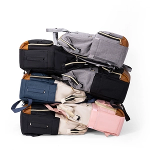 Sacs à dos ordinateur étanches multicolores avec finitions en cuir et poches multiples