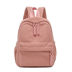 Roze corduroy mini-rugzak met verticale ribtextuur en geweven ritsdetail