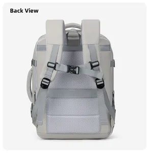 Rückansicht des Rucksacks mit Wabenpolsterung und Koffergurt für Reisen