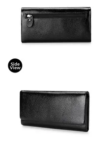 Vue détaillée du portefeuille en cuir noir à motif litchi montrant épaisseur et zips