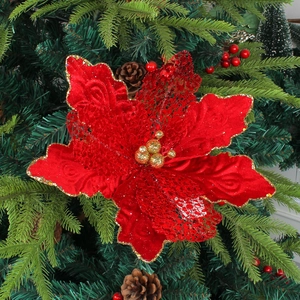 Fleur de Noël rouge en velours avec paillettes dorées et pétales en maille fine