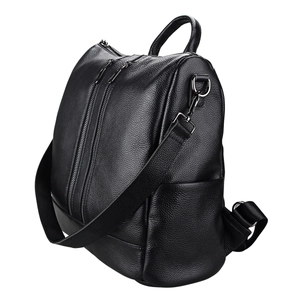 Détails du sac à dos en cuir grainé noir avec fermetures éclair et bandoulière
