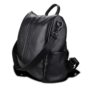 Sac à dos femme en cuir noir grainé avec doubles fermetures éclair et détails argentés