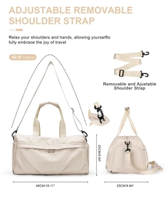 Waterproof gym bag features with dimensions 46x25x25cm and 108cm adjustable strap