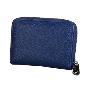 Detail of navy blue pebble leather RFID card holder with a metal zipper closure