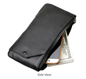 Détail du portefeuille en cuir noir avec fermeture éclair et poche à pression pour portable