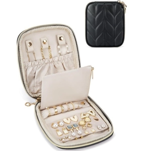 Organisateur de bijoux de voyage matelassé noir avec rangement à compartiments multiples