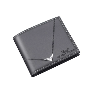 Cartera corta bifold para hombre en cuero negro con costuras en contraste