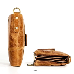 Vue de côté et de dessous du portefeuille en cuir vintage marron avec anneau en D en métal