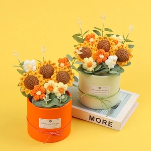 Handgehäkelte Sonnenblumen Topfpflanze Künstliche Gestrickte Blumenstrauß In Geschenkbox Für Haus Büro Tisch Deko Geburtstagsgeschenk