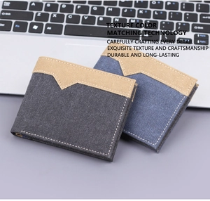 Portefeuilles bicolores pour hommes en toile grise et bleue avec détails de couture kaki