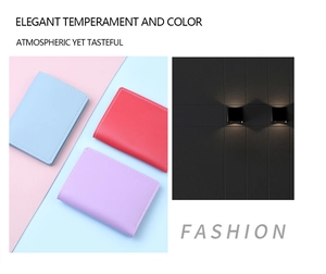 Tarjeteros mini en azul, rojo y púrpura con elegantes detalles de costuras blancas
