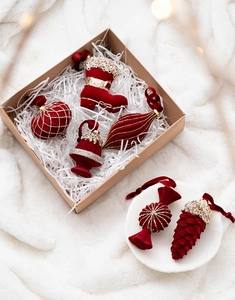 Detail of 6pcs burgundy flocked Christmas ornaments with gold glitter in a gift box