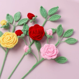 Ramo di Camelia Rosa a Maglia Fatto a Mano Fiori Artificiali all'Uncinetto per Decorazione Casa Matrimonio Regali Donna