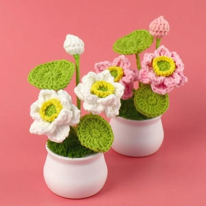 Handmade Crochet Lotus Potted Plant Artificial Flower Ornament Chinese Style Yarn Knitted Flower Desktop Car Decor Gift