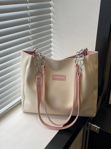 Large PU Leather Tote Bag Women Contrast Color Shoulder Handbag With Metal Chain And Plush Charm For Daily Work