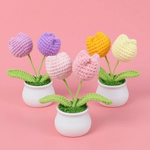 Handmade Crochet Tulip Artificial Potted Plant Finished Wool Braided Flower Ornament Home Office Desktop Decoration