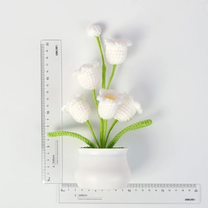 Plante de muguet au crochet faite main, cadeau floral tricoté de 18 cm pour décoration