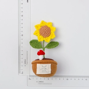 Girasole e fungo all'uncinetto fatti a mano in vaso, altezza 13,5 cm con scala graduata