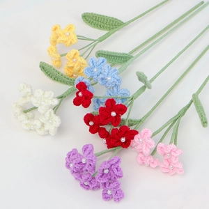 Handmade Crochet Forget-Me-Not Artificial Flowers With Faux Artificial Pearl Yarn Woven Floral For Home Decor Teachers Day Gift