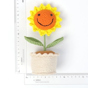 Handmade crocheted sunflower potted plant with smile face, 17.5cm tall gift ornament