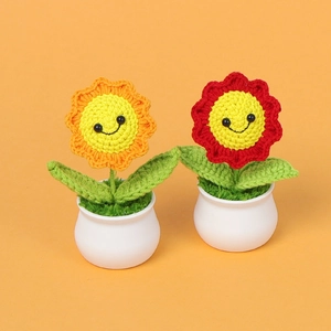 Handmade Crochet Smile Sunflower Potted Plant Cartoon Cute Woolen Knitted Flower Ornament For Home Office Desktop Decor