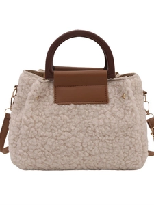 Beige Plüsch Handtasche mit braunen Rundgriffen und verstellbarem Schultergurt