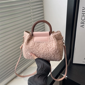 Vintage Lamb Wool Patchwork Handbag For Women Retro Faux Fur Wooden Handle Shoulder Bag Crossbody Purse Autumn Winter Fashion