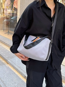 Borsa a tracolla in nylon grigio chiaro impermeabile con zip arancione e grande capacità